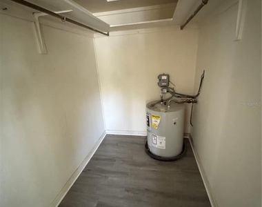 615 Oak Avenue - Photo Thumbnail 16