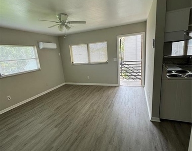 615 Oak Avenue - Photo Thumbnail 1