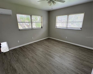 615 Oak Avenue - Photo Thumbnail 14