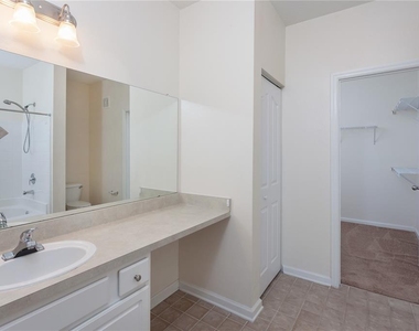 4207 S Dale Mabry Highway - Photo Thumbnail 8