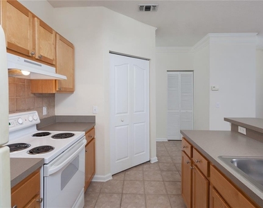 4207 S Dale Mabry Highway - Photo Thumbnail 4