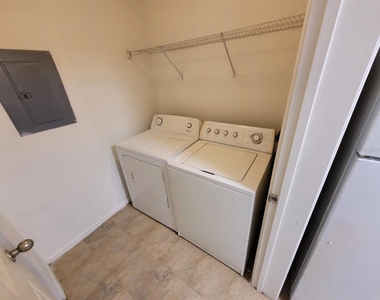 36106 Lake Chase Boulevard - Photo Thumbnail 9