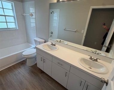 5316 Cottonwood Tree Circle - Photo Thumbnail 17