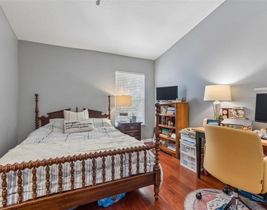 26606 Castleview Way - Photo Thumbnail 21
