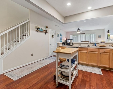 26606 Castleview Way - Photo Thumbnail 7