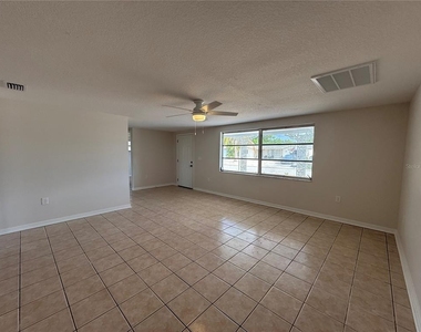 5241 Sparrow Drive - Photo Thumbnail 11
