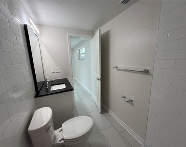 5241 Sparrow Drive - Photo Thumbnail 7