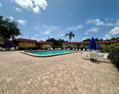 1845 S Highland Avenue - Photo Thumbnail 14