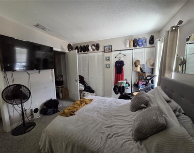 4823 W Mcelroy Avenue - Photo Thumbnail 14
