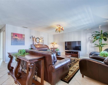 6150 Gulfport Boulevard S - Photo Thumbnail 7