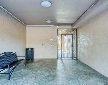6150 Gulfport Boulevard S - Photo Thumbnail 2