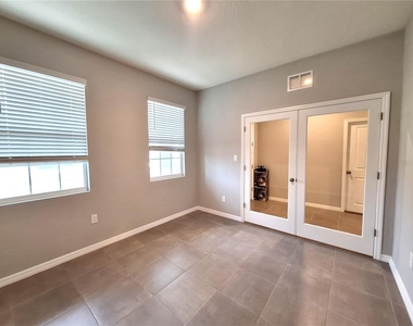 5348 Rocky Coast Place - Photo Thumbnail 6