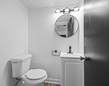 4427 W Oklahoma Avenue - Photo Thumbnail 26