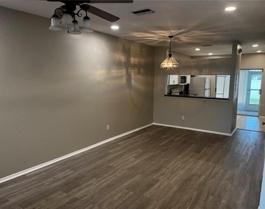 331 Countryside Key Boulevard - Photo Thumbnail 2