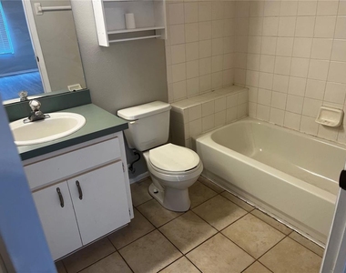331 Countryside Key Boulevard - Photo Thumbnail 17