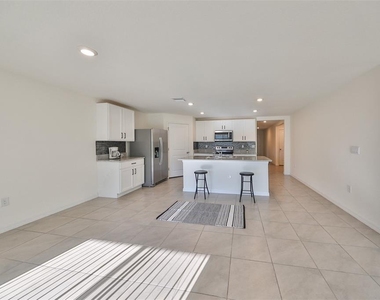 16782 Carlton Pond Street - Photo Thumbnail 10