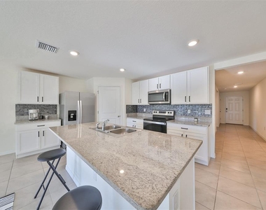 16782 Carlton Pond Street - Photo Thumbnail 13