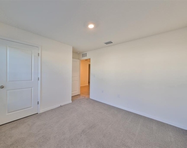 16782 Carlton Pond Street - Photo Thumbnail 23