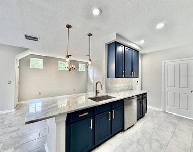 10653 Marsha Drive - Photo Thumbnail 14