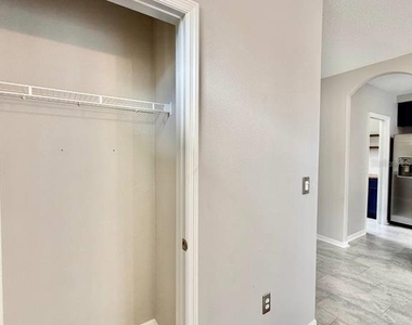 10653 Marsha Drive - Photo Thumbnail 28