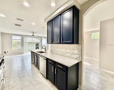 10653 Marsha Drive - Photo Thumbnail 18