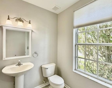 10653 Marsha Drive - Photo Thumbnail 5