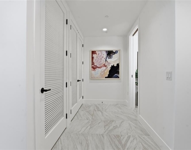 777 3rd Avenue N - Photo Thumbnail 21