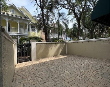 1407 Harbour Walk Road - Photo Thumbnail 2