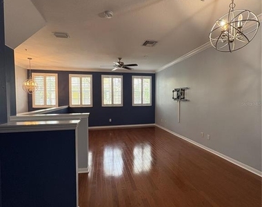 1407 Harbour Walk Road - Photo Thumbnail 7