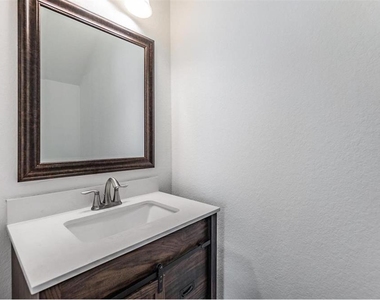 1264 Pierce Street - Photo Thumbnail 6