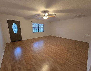 202 Jacob Ryan Court - Photo Thumbnail 2