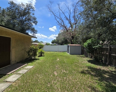 202 Jacob Ryan Court - Photo Thumbnail 16
