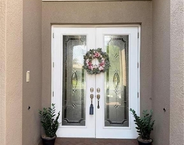 16015 Cape Coral Drive - Photo Thumbnail 4