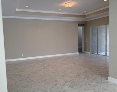 16015 Cape Coral Drive - Photo Thumbnail 8