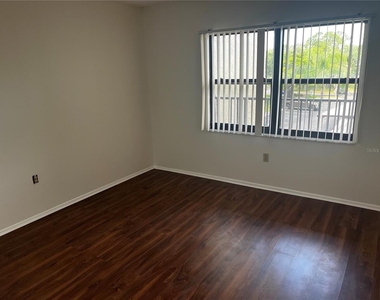 800 Cove Cay Drive - Photo Thumbnail 6