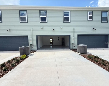 11411 Harborview Street - Photo Thumbnail 16