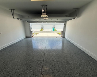 11411 Harborview Street - Photo Thumbnail 15