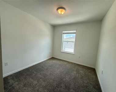 11411 Harborview Street - Photo Thumbnail 12