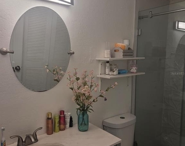 1811 Bentley Blvd - Photo Thumbnail 7