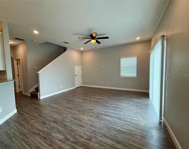 2574 Pine Place - Photo Thumbnail 4