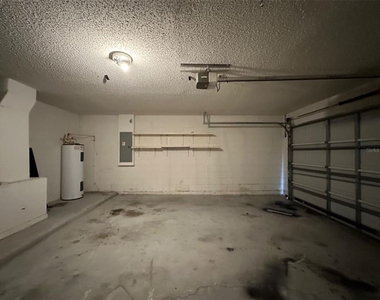 2932 Foraker Way - Photo Thumbnail 30