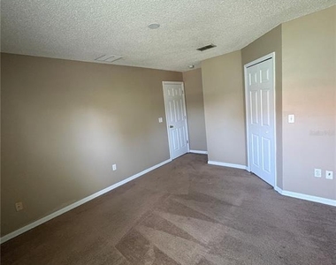 2932 Foraker Way - Photo Thumbnail 25