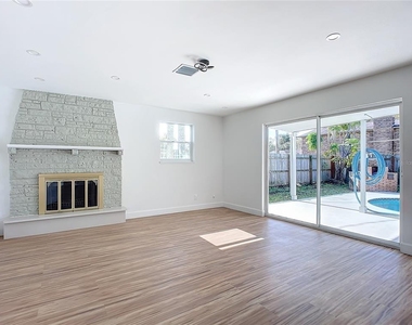 1428 Margina Avenue - Photo Thumbnail 7