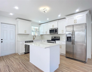 1428 Margina Avenue - Photo Thumbnail 4