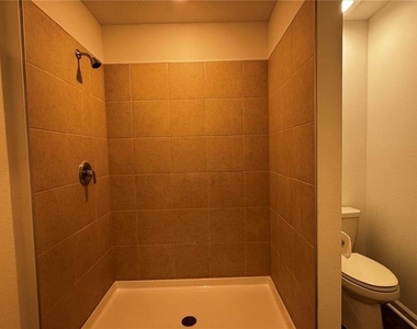 4967 Sw 83rd Place - Photo Thumbnail 6