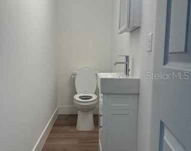 8422 Nw 2nd Street - Photo Thumbnail 6