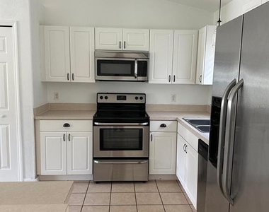 2149 N Normandy Boulevard - Photo Thumbnail 2