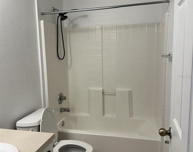 2149 N Normandy Boulevard - Photo Thumbnail 10