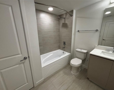 5563 Millenia Park Boulevard - Photo Thumbnail 15
