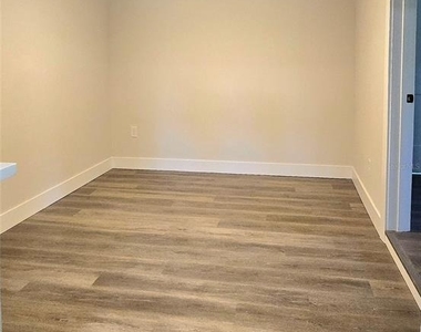 2709 Arc Drive - Photo Thumbnail 16
